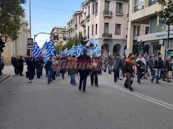 Χάος στην Πάτρα!-Αντιεξουσιαστές από τη μια και οπαδοί του Σώρρα από την άλλη- Δείτε βίντεο